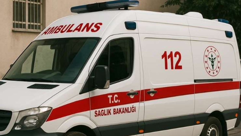 Haliliye’de Otomobil Devrildi: 2 Yaralı