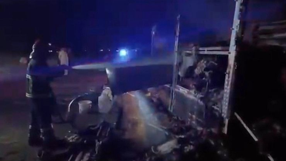 Viranşehir’de Kamyonet Yangını