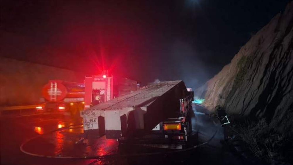 Karaköprü’de Büyük Araç Yangını