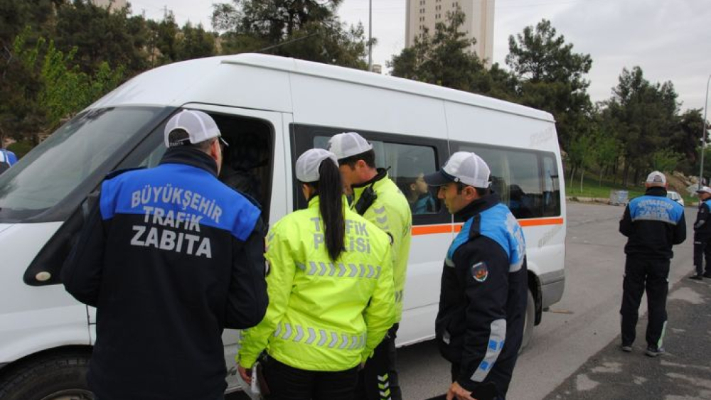 Şanlıurfa’da Servis Araçlarına Sıkı Denetim