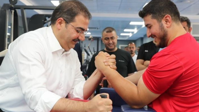 Başkan Canpolat, Milli Sporcuya Moral Verdi