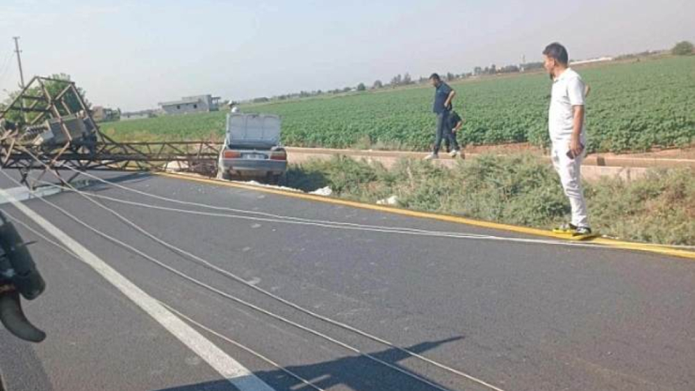 Urfa’da Direğe Çarpan Araç Korku Dolu Anlar Yaşattı