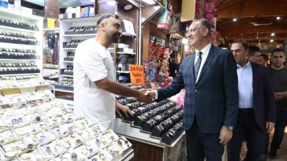 Başkan Kuş’tan Tarihi Çarşılarda Esnaf Ziyareti