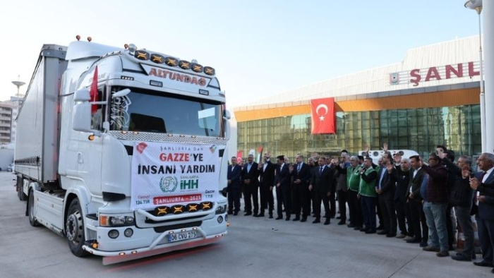 Urfa’dan Gazze’ye 4 Tır İnsani Yardım Dualarla Uğurlandı