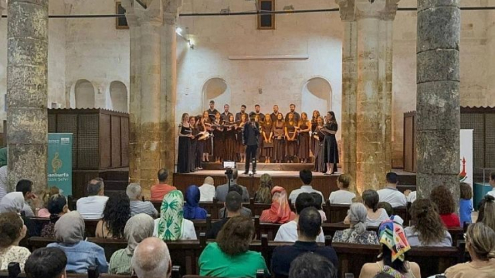 VoxHumanis Çok Sesli Korosu Urfa’yı Mest Etti