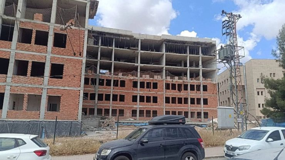 Urfa’da İnşaattan Düşen İşçi Hayatını Kaybetti