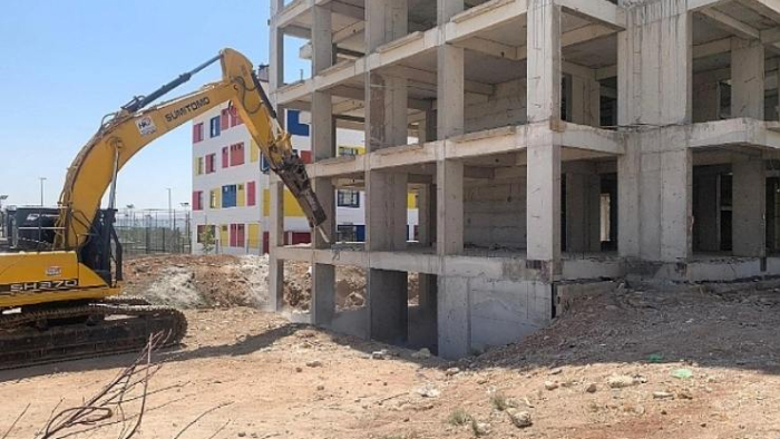 Urfa’da Müteahhit, Kendi İnşaatını İhbar Edip Yıktırdı