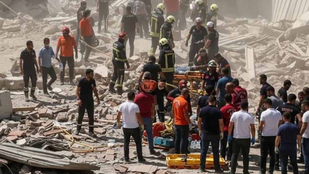 Urfa'da Çatı Saçağı Altında Kalan İşçi Hayatını Kaybetti