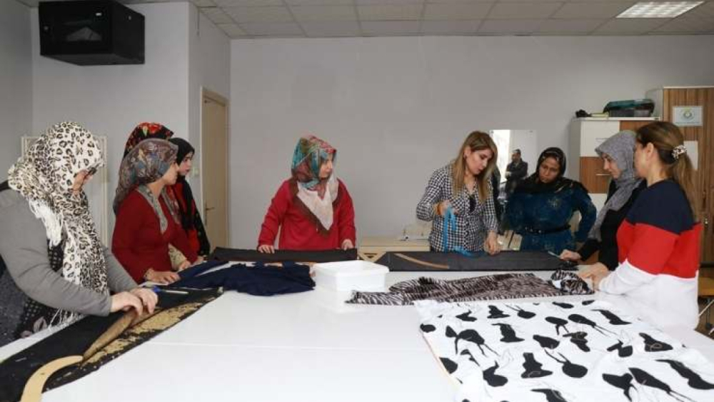 Başkan Canpolat’tan Kadınlara Tam Destek