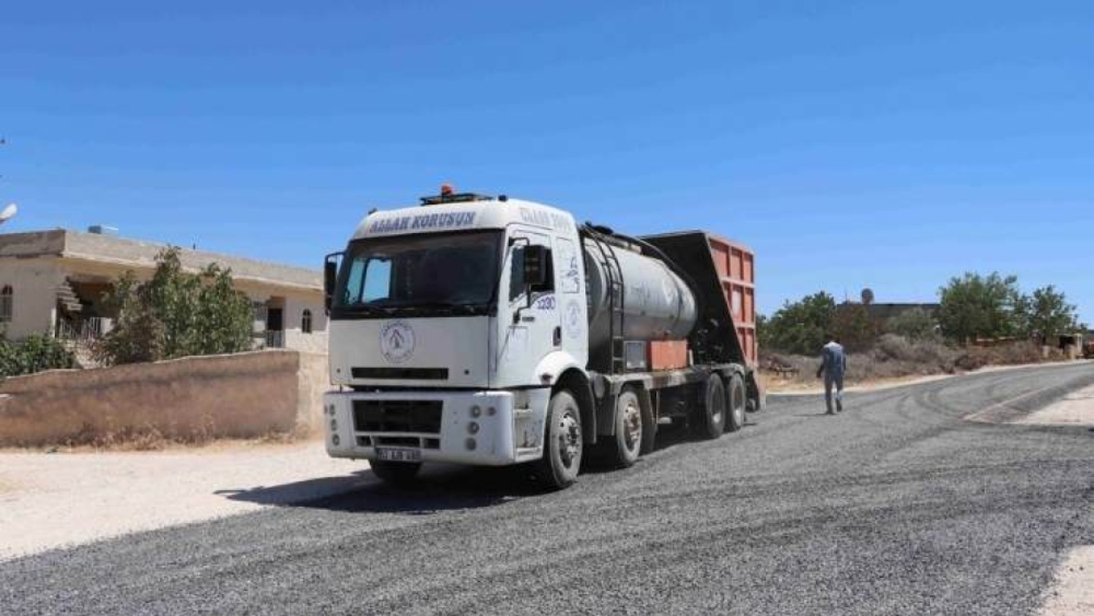 Karaköprü Belediyesi’nden Sathi Asfalt Hamlesi