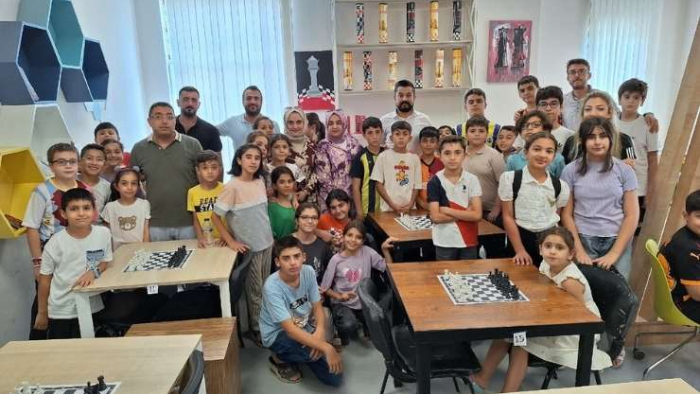 Şanlıurfa'da Satranç Turnuvasında Hamleler Konuştu