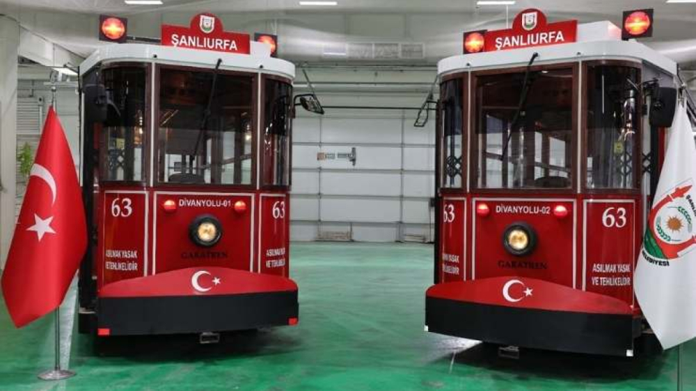 Divanyolu Trafiğe Kapanıyor, Tramvay Geliyor