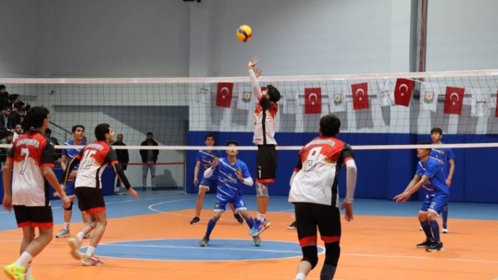 Şanlıurfa’nın Gençleri Voleybolda Zirvede!