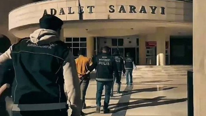 Urfa'da 4 İlçede Eş Zamanlı Baskın, 14 Tutuklama!